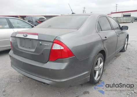 2010 Ford Fusion Hybrid from USA, damaged, VIN 3FADP0L38AR302985